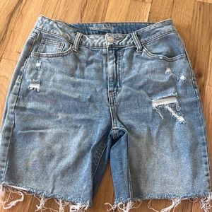Jean Bermuda short, high rise - Wild Fable. Gently used, like new. Size 8.